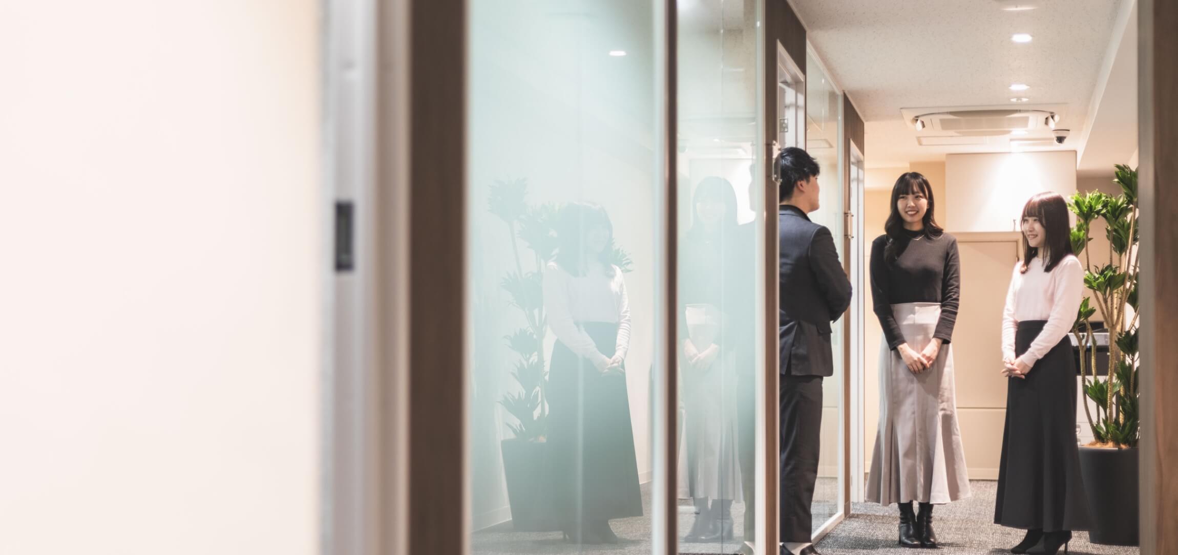 OFFiTs淀屋橋の内観